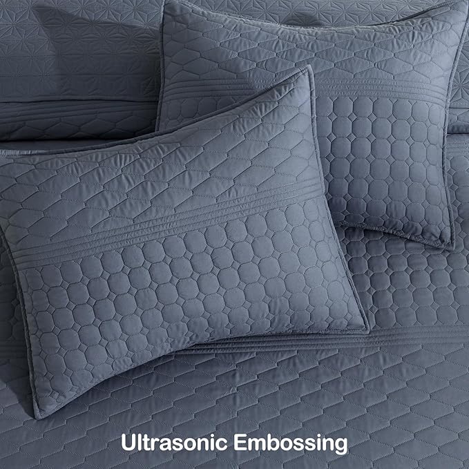 HORIMOTE HOME Steel Blue Twin Size Quilt Set - Soft Microfiber Bedspread with 1 Sham, Lightweight & All-Season Geometric Coverlet for Cozy Bedding