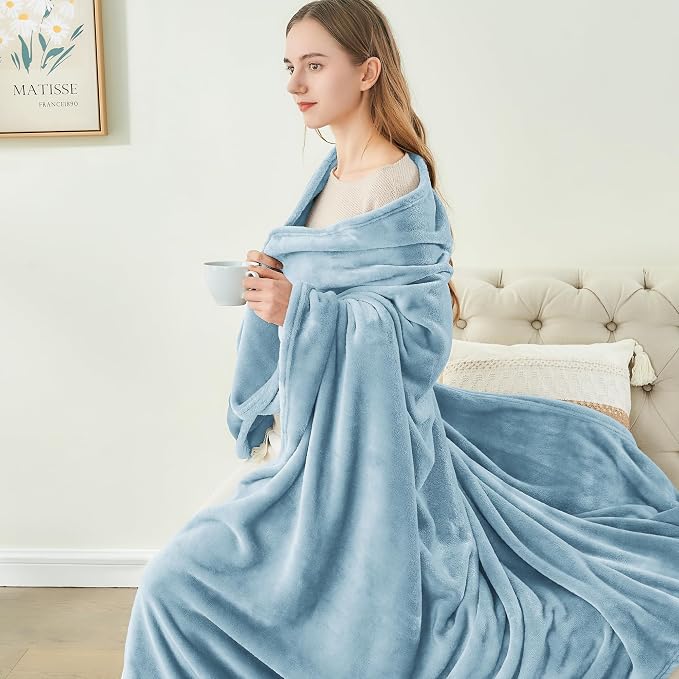 BEDELITE Fleece Blanket Soft Plush King Bed Blanket Washed Blue 108"x90" | Ultra Soft Fleece, Plush Microfiber, Lightweight Warmth, All Season Comfort, Fade Resistant, Machine Washable