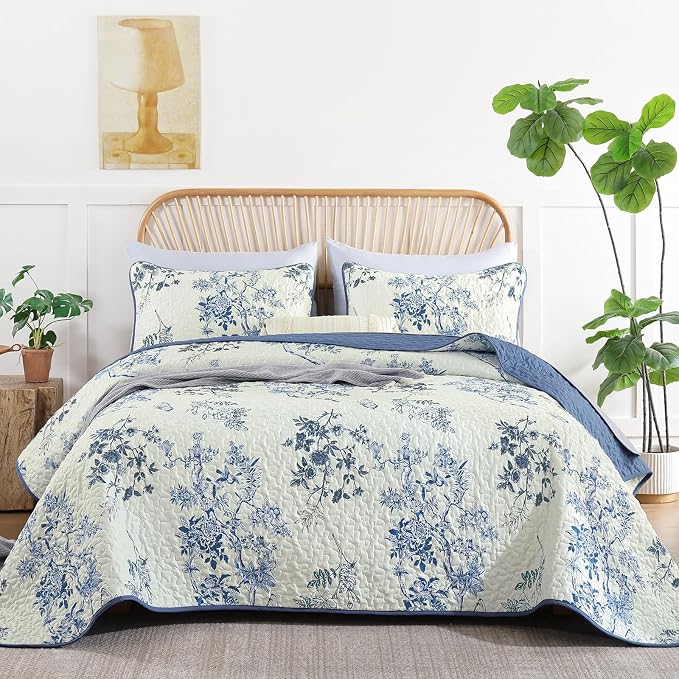 WONGS BEDDING Floral Quilt Set Queen,3 Pcs Blue Bedspreads Coverlets Set | Spring Summer Floral Farmhouse Bedspread with 2 Shams,Soft Microfiber Lightweight Coverlet for All Season 96"×90"