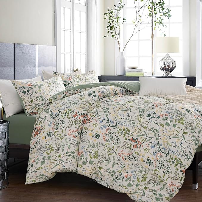 Floral Comforter Set Full Soft Bedding Comforter Set 3 Pieces Garden Style Green Red Flower Print Botanical Flowers Comforter Set for All Seasons 1 Comforter and 2 Pillowcases (Floral, Full)