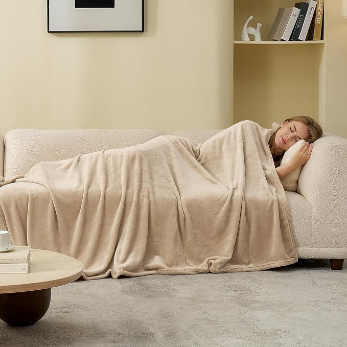 Hansleep Throw XL Light Camel Fleece Blanket, Soft Flannel Bed Blanket | Fuzzy Cozy Blanket 50x70 Inches, Multi-use for Bed, Sofa, Couch, Travel, Camping, All Season Warm Lightweight Cover