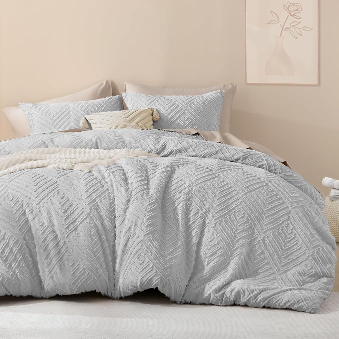 Litanika California King Comforter Set, 3 Pcs Tufted Boho Bedding Set | Light Grey Farmhouse Shabby Chic Vintage Bohemian Textured Aesthetic Soft Fluffy Lightweight Breathable All Season Bed Set