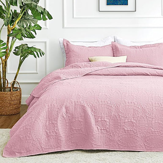 Love's cabin Oversized King Size Quilt Bedding Set Pink Bedspreads - Oversized King Lightweight Bedspread Comforter - Coin Pattern Coverlet for All Season - 3 Pieces (1 Quilt, 2 Pillow Shams)