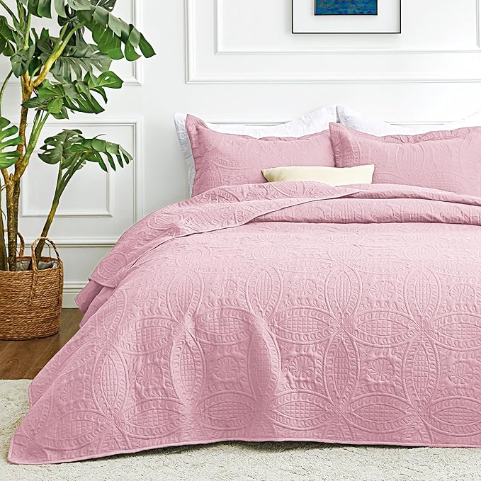 Love's cabin Quilts for Queen Bed Pink Bedspreads - Soft Bed Summer Lightweight Bedspread Comforter - Modern Style Coin Coverlet for All Season - 3 Pieces (1 Quilt, 2 Pillow Shams)