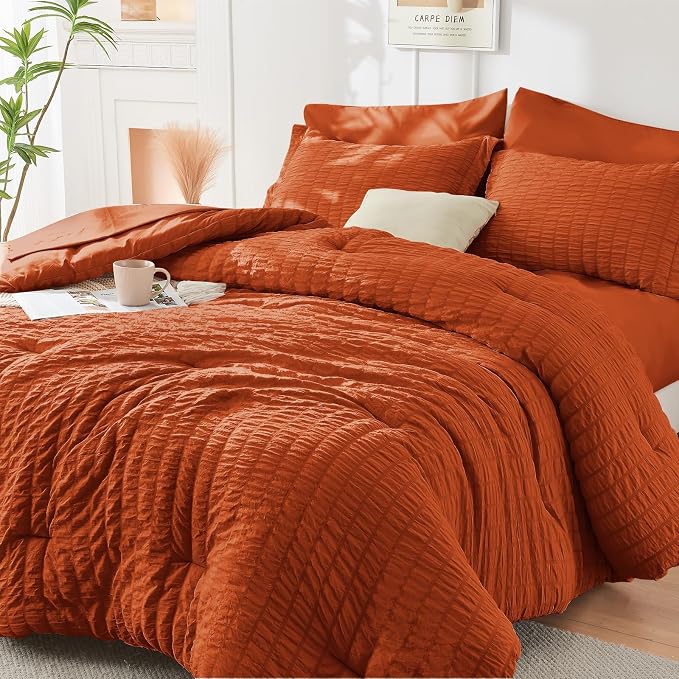 HYMOKEGE Burnt Orange California King Comforter Set Seersucker 7 Pieces, All Season Luxury Bed in a Bag for Bedroom, Bedding Set with Comforters, Sheets, Pillowcases & Shams