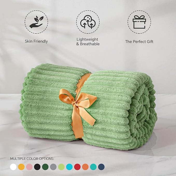 BEDELITE 3D Ribbed Apple Green Fleece Throw Blanket for Couch, 50x60 Inch | Soft Warm Decorative Fluffy Blanket, Cozy Plush Lightweight Fuzzy Throw Blanket for Bed Sofa Home Room Decor, Gift for Women