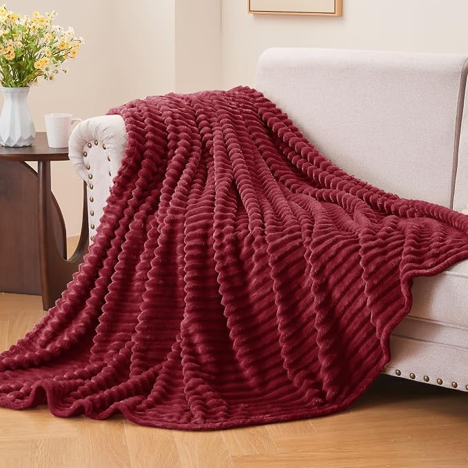 BEDELITE Ribbed Jacquard Burgundy Fleece Twin Blanket for Couch, 60x80 Inch | Soft Warm Fluffy Blanket for Bed Sofa College Dorm Room Decor, Luxury Cozy Plush Birthday Gifts for Women Girls, Lightweight