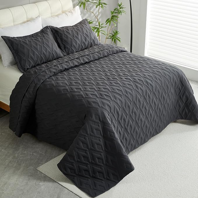 Cmfshape Diamond Embroidery Quilt Set,3 Pieces King Quilt Bedding Set,Lightweight Soft Quilt Set for All Seasons,Soft Bedspread Reversible Coverlet(Dark Gray,106"x96")