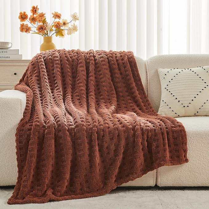 NEWCOSPLAY 3D Waffle Checkered Flannel Throw Blanket, Coffee, 50"x70" | Super Soft Cute Lightweight Decorative Premium Silky Fleece Blanket for Couch Sofa Bed, Gift for Women Men, All Season Use