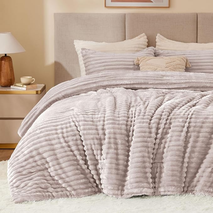 BEDELITE Fleece King Comforter Set, Fluffy Bed Set, Lotus Pink | Super Soft & Warm Bedding, Luxury Fuzzy Faux Fur Comforter for Winter, Heavy Plush Bedding, with 2 Pillowcases