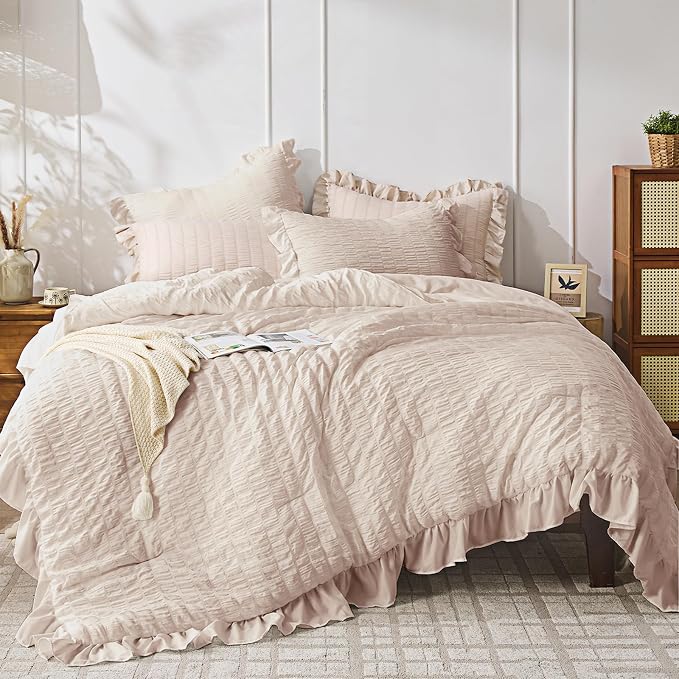 JOLLYVOGUE Oversized King Comforter Set, 3 Pieces Beige Seersucker Comforters, Lightweight & Fluffy Bedding Sets for All Season with 1 Ruffle Comforter and 2 Ruffle Pillowshams