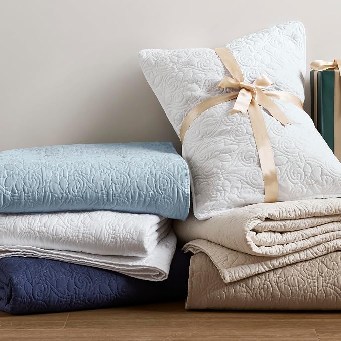 Madison Park Luxurious Cotton Damask Quilt Set, 2PC Twin/Twin XL Bed Set | All Season, Lightweight Stitching Coverlet Bedspread Bedding Stitching with Shams, Blue