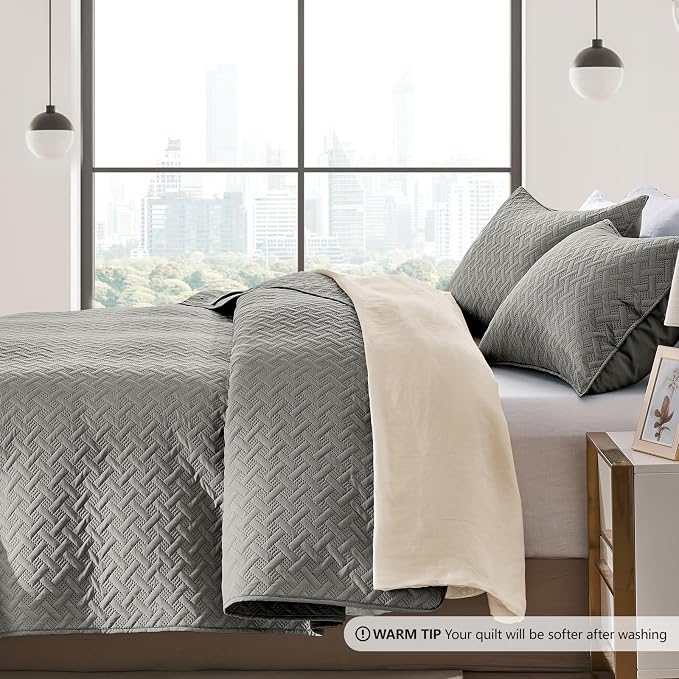 FLYMME Dark Grey Twin Quilt Bedding Set Thin Lightweight Bedspreads,Modern Style Geometric Weave Stripe Pattern,Soft Microfiber Bed Coverlet for All Season (1 Quilt, 1 Sham)