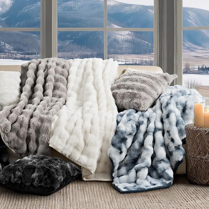 EverGrace Faux Rabbit Fur Bubble Throw Blanket, 50"x60", Bright White | Ultra Soft, Luxury Faux Rabbit Fur Throw, Thick Warm Bubble Blanket, Cozy Fluffy Reversible, for Bed, Couch, Chair, Sofa
