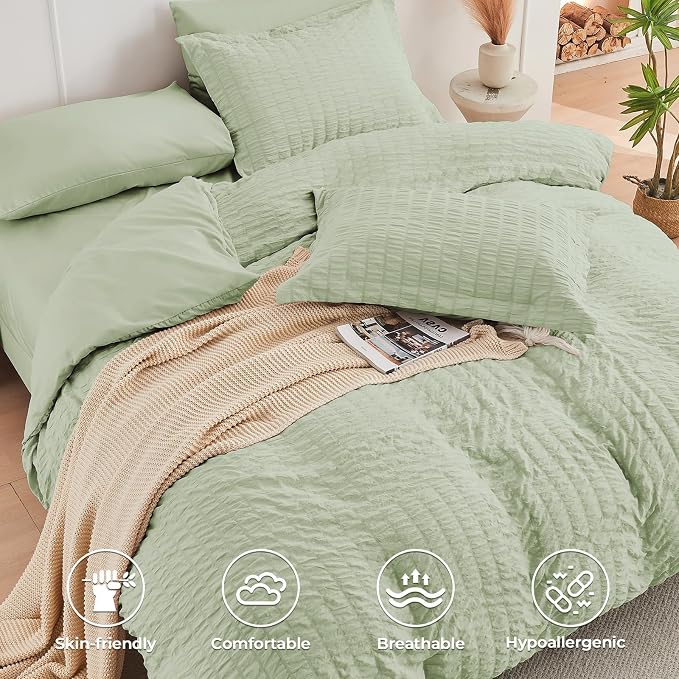 HYMOKEGE Light Green King Size Comforter Set Seersucker 7 Pieces, All Season Luxury Bed in a Bag for Bedroom, Bedding Set with Comforters, Sheets, Pillowcases & Shams