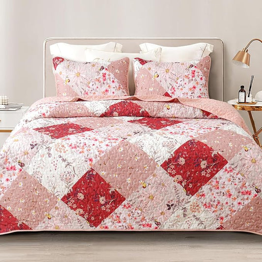 Whale Flotilla Patchwork Quilts Twin Size, Extra Soft Floral Bedspreads | Red Reversible Lightweight Twin Quilt Bedding Set for Bed, Printed Coverlets with 1 Pillow Sham for All Seasons