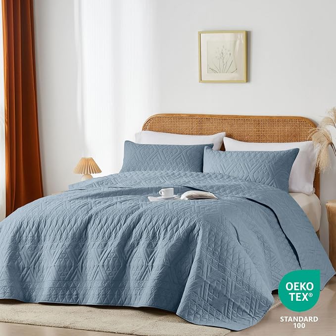 akkialla Twin Size Quilt Bedding Set,Dusty Blue Lightweight Microfiber Soft Bedspreads,Modern Style Geoetric Pattern Coverlet Set for All Seasons,2 Piece(1 Quilt,1Pillow Sham)