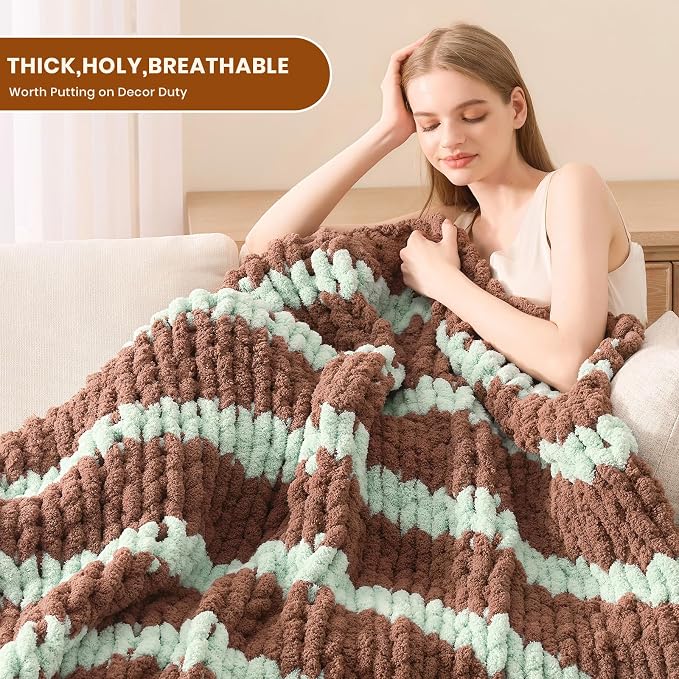 L'AGRATY Chunky Knit Throw Blanket for Couch, 50 x 60 Inches, Brown Green | Handmade Chenille Crochet Blanket for Sofa Bed, Thick Cable Knitted Blankets for Room Home Decor, Birthday Gift for Women Mom