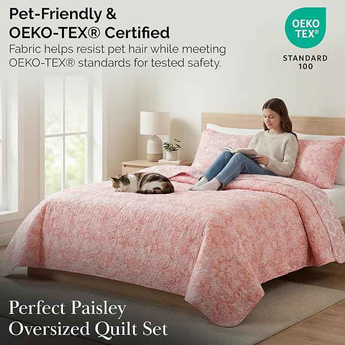 Southshore Fine Living, Inc. Paisley Quilt Queen Size Bedding Set, Summer Coverlet, Boho Bedspread, 3-Piece Farmhouse Bedding with Two Matching Pillow Shams, Full/Queen Bed Set, Reversible Coral