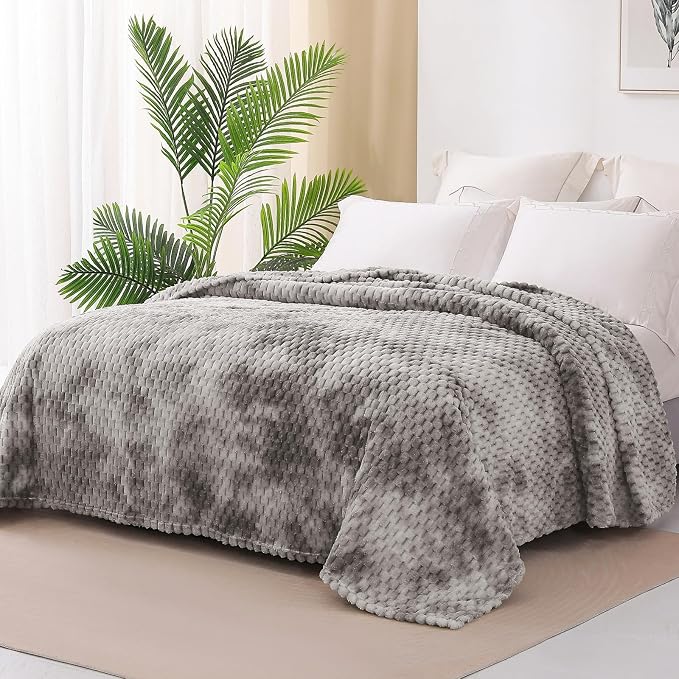 Exclusivo Mezcla 3D Fleece Twin Size Blanket for Bed, Tie-dye Grey | Extra Soft Fuzzy Plush Lightweight Bed Blankets, Cozy Fluffy Decorative Blankets for All Seasons, 90x66 Inches