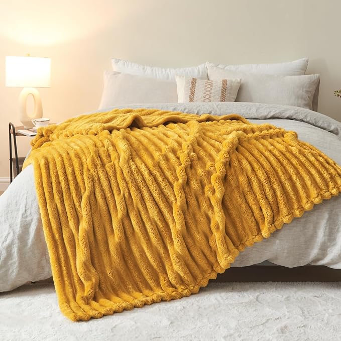 NEWCOSPLAY Fleece Ribbed Cozy Twin Blanket for Couch, Yellow, 60"x80" | Premium Silky Flannel Blanket, Soft Lightweight Fluffy Throw Blanket for Bed Sofa Decor, Gift for All Season Use
