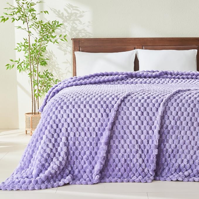 NEWCOSPLAY Fleece Clouds Cozy King Blanket for Couch, Lavender, 90"x110" | Premium Silky Flannel Blanket, Soft Lightweight Fluffy Throw Blanket for Bed Sofa Decor, Gift for All Season Use