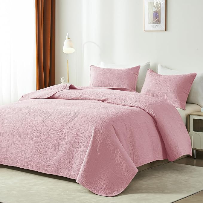 akkialla 118"x106" Pink California King Quilt Set, Oversized Floor-Length Bedspread, Modern Coin Pattern Microfiber Coverlet, 3-Piece All Season Bedding with 2 Pillow Shams