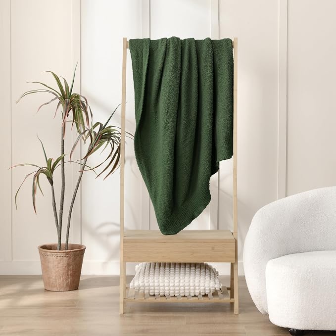 JOOJA Emerald Green Throw Blanket for Bed, Super Soft Knit Blankets, Cozy Fleece Fuzzy Fluffy Plush Chenille Throws Blanket for Couch, Sofa, Dark Green, 60 x 80 inches