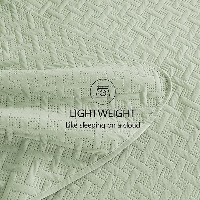 FLYMME Quilts Queen Size, Lightweight Sage Green Bedspreads, Basket Weave Pattern,Ultra Soft Microfiber Bed Coverlet 3 Pieces for All-Seasons (1 Quilt, 2 Shams)