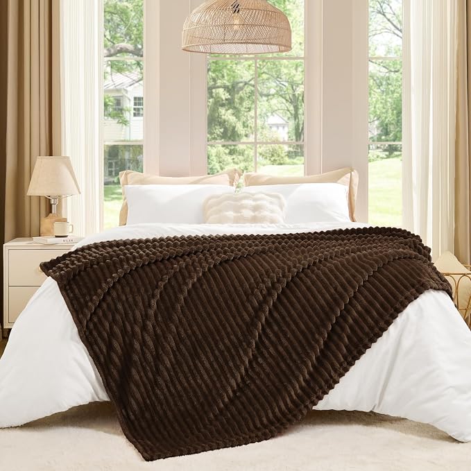 BEDELITE 3D Ribbed Dark Brown Fleece Throw Blanket for Couch, 50x60 Inch | Soft Warm Decorative Fluffy Blanket, Cozy Plush Lightweight Fuzzy Throw Blanket for Bed Sofa Home Room Decor, Gift for Women