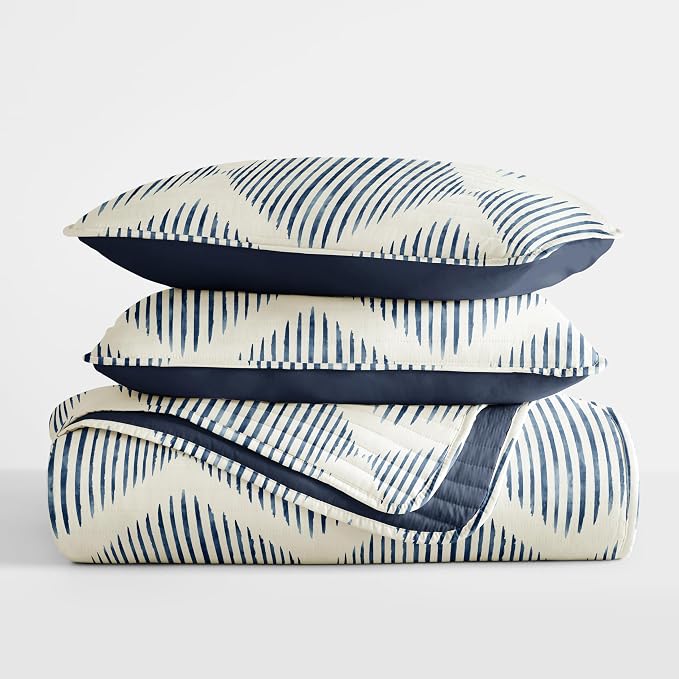 Merit Linens Soft Quilt Coverlet Bedding Set - Pattern/Solid Reversible - Full/Queen Navy