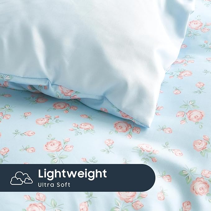 Wake In Cloud - Floral Comforter Set, Coquette Cottagecore Aesthetic Flower Shabby Chic Pattern for Women Teen Girls, Soft Lightweight Bedding, 3 Pieces, Blue Pink, Queen Size