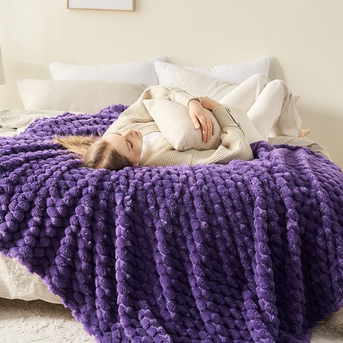NEWCOSPLAY Fleece Clouds Cozy King Blanket for Couch, Purple, 90"x110" | Premium Silky Flannel Blanket, Soft Lightweight Fluffy Throw Blanket for Bed Sofa Decor, Gift for All Season Use
