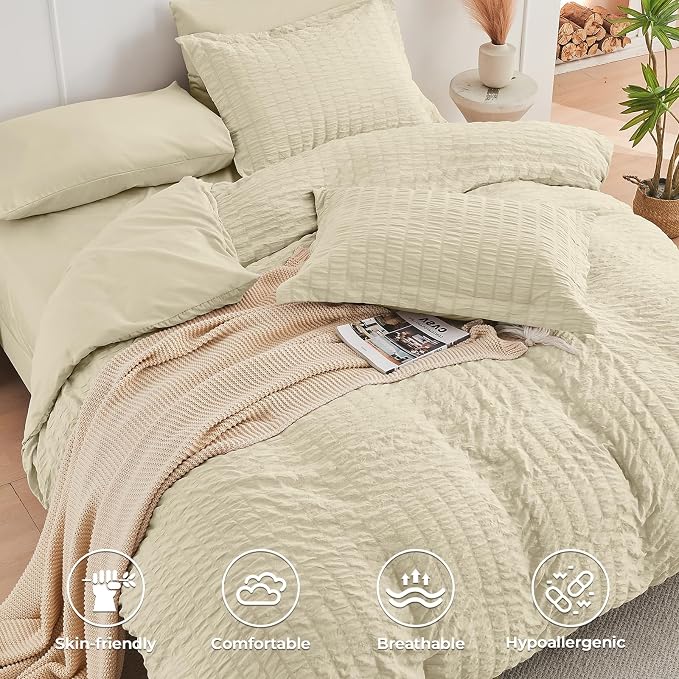 HYMOKEGE Oatmeal Queen Comforter Set Seersucker 7 Pieces, All Season Luxury Bed in a Bag Queen for Bedroom, Bedding Set with Comforter, Sheets, Pillowcases & Shams