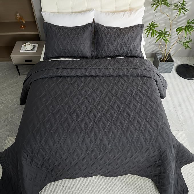 Cmfshape Diamond Embroidery Quilt Set,3 Pieces King Quilt Bedding Set,Lightweight Soft Quilt Set for All Seasons,Soft Bedspread Reversible Coverlet(Dark Gray,106"x96")