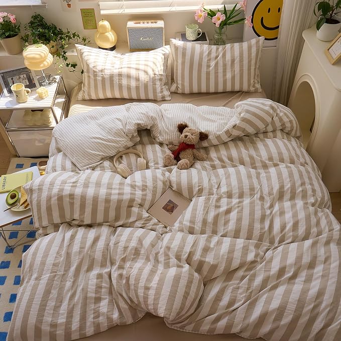 LifeTB Vintage Striped Comforter Set King, 3 Piece Brown White Stripes Pattern Printed Comforter with 2 Pillowcases, Soft Breathable Khaki Striped Bedding Comforter Boho Farmhouse King Comforter Set