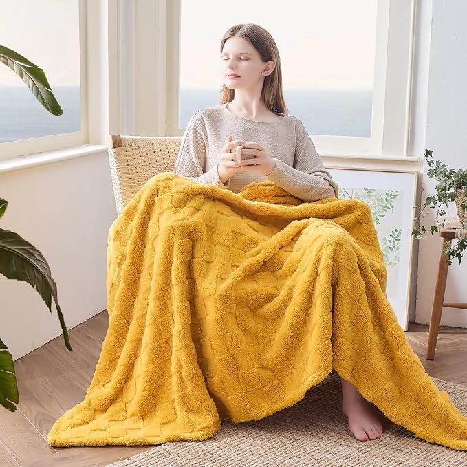 NEWCOSPLAY 3D Checkered Flannel Throw Blanket, Mustard Yellow, 50"x70" | Super Soft Cute Lightweight Decorative Premium Silky Fleece Blanket for Couch Sofa Bed, Gift for Women Men, All Season Use