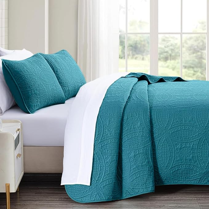 akkialla Teal King/Cal King Quilt Set, Ultrasonic Lightweight Bedspread Coverlet for Modern Minimalist Bedroom, Soft Microfiber Coin Pattern Bedding, 3-Piece (1 Quilt, 2 Pillow Shams) | Breathable fabric
