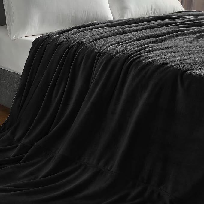 BEDELITE Fleece Blanket Soft Plush Oversized Bed Blanket Black 120"x120" | Ultra Soft Plush Fleece, Lightweight Warmth, All Season Comfort, Fade Resistant, Machine Washable, Perfect for Sharing