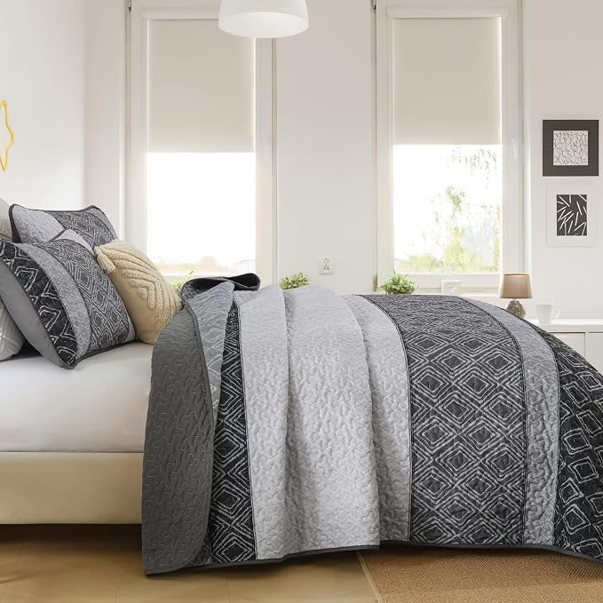 Cottolester Boho Quilt Set Queen Size 3 Pieces,Grey Striped Plaid Bedspread,Soft Microfiber Bedding Set with 2 Pillow Shams 96"x90" | Summer Lightweight Coverlets Set for Men Women,Soft Microfiber Patchwork Quilt Bedding Sets for All Seasons 96"x90"