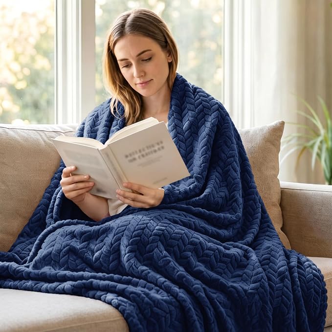 Exclusivo Mezcla Fleece Throw Blanket for Couch Sofa, 50”x70”, Navy Blue | Oversized Soft Cozy Fluffy Blankets for Summer, Decorative Plush Flannel Throws for Living Room, Bedroom with Leaves Pattern