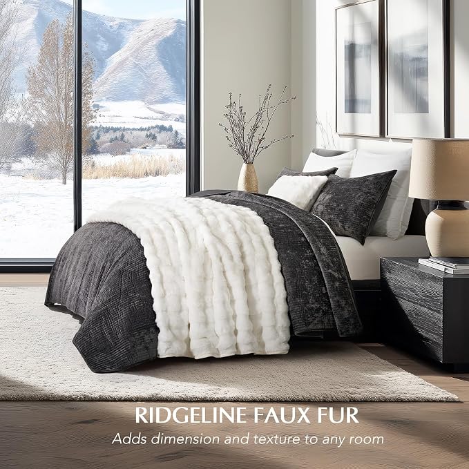 EverGrace Faux Rabbit Fur Bubble Throw Blanket, 50"x60", Bright White | Ultra Soft, Luxury Faux Rabbit Fur Throw, Thick Warm Bubble Blanket, Cozy Fluffy Reversible, for Bed, Couch, Chair, Sofa