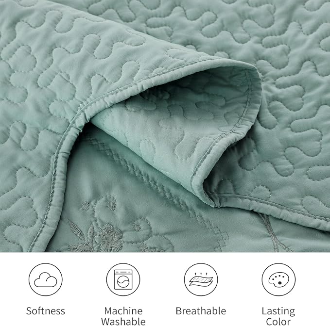 Cmfshape Oversized Floral Embroidery Quilt Set,3 Pieces Super King Quilt Bedding Set,Classic Diamond Pattern Quilt,Ultra Soft Lightweight Bedspread Coverlet for All Season(Aqua Sky,120"x128")