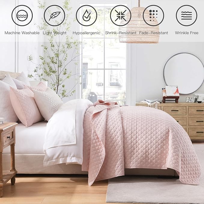 HORIMOTE HOME Quilt King Size Light Pink, Lightweight Quilt for Summer Ultra-Soft Microfiber Modern Style Quilted Clouds Pattern Bedspread Quit Set 3 Pieces(1 Quilt and 2 Pillow Shams)
