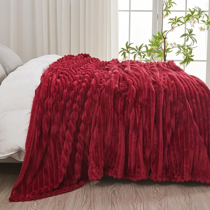 NEWCOSPLAY Fleece Ribbed Cozy Queen Blanket for Couch, Red, 90"x90" | Premium Silky Flannel Blanket, Soft Lightweight Fluffy Throw Blanket for Bed Sofa Decor, Gift for All Season Use