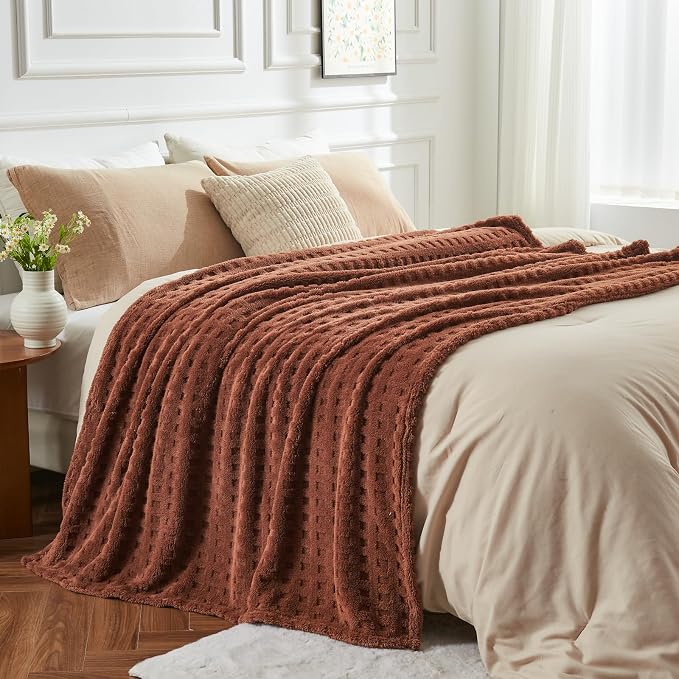 NEWCOSPLAY 3D Waffle Checkered Flannel Queen Blanket, Coffee, 90"x90" | Super Soft Cute Lightweight Decorative Premium Silky Fleece Blanket for Couch Sofa Bed, Gift for Women Men, All Season Use