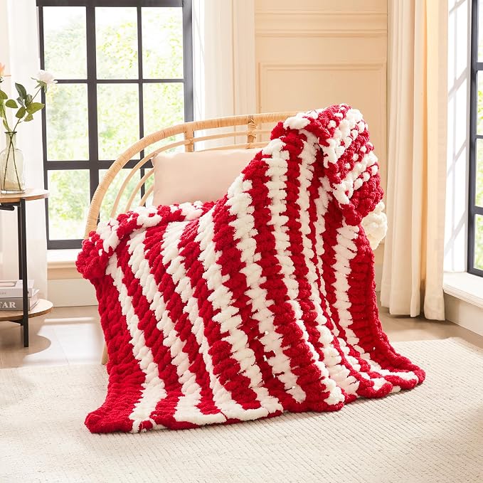 L'AGRATY Chunky Knit Throw Blanket for Couch, 40 x 50 Inches, Red White | Handmade Chenille Crochet Blanket for Sofa Bed, Thick Cable Knitted Blankets for Room Home Decor, Birthday Gift for Women Mom