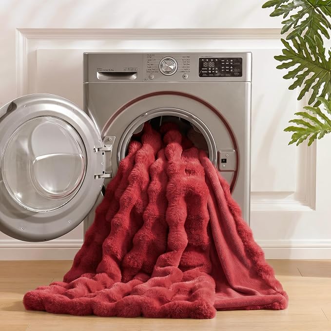Cozy Bliss Faux Fur Throw Blanket for Couch, Fuzzy Soft Plush Thick Bubble Blanket for Sofa Bedroom Living Room, 60 * 80 Inches Red