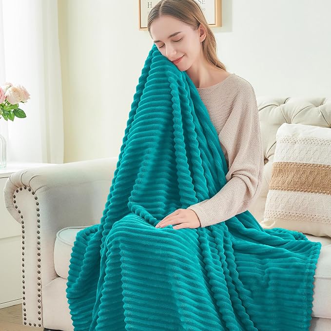 BEDELITE Ribbed Jacquard Ocean Blue King Size Blankets for Bed, 108x90 Inch | Soft Warm Decorative Fluffy Blanket, Cozy Fuzzy Lightweight Plush Fleece Throw Blankets for Bed, Room Decor, Gift for Women