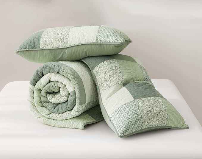 Chezmoi Collection Orna 3-Piece Chic Patchwork Quilt Set - Green Floral Patch Coverlet - Pre-Washed Cotton Lightweight Reversible Bedspread, Queen Size